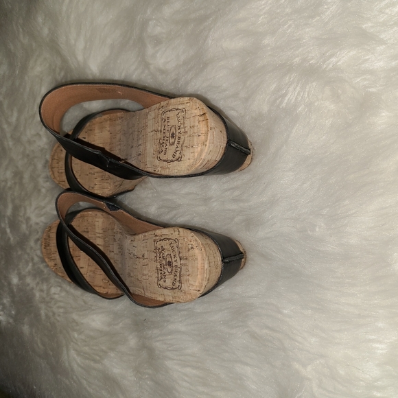 Lucky Brand Size 11 M Black Leather Wedge Sandals - Picture 4 of 6